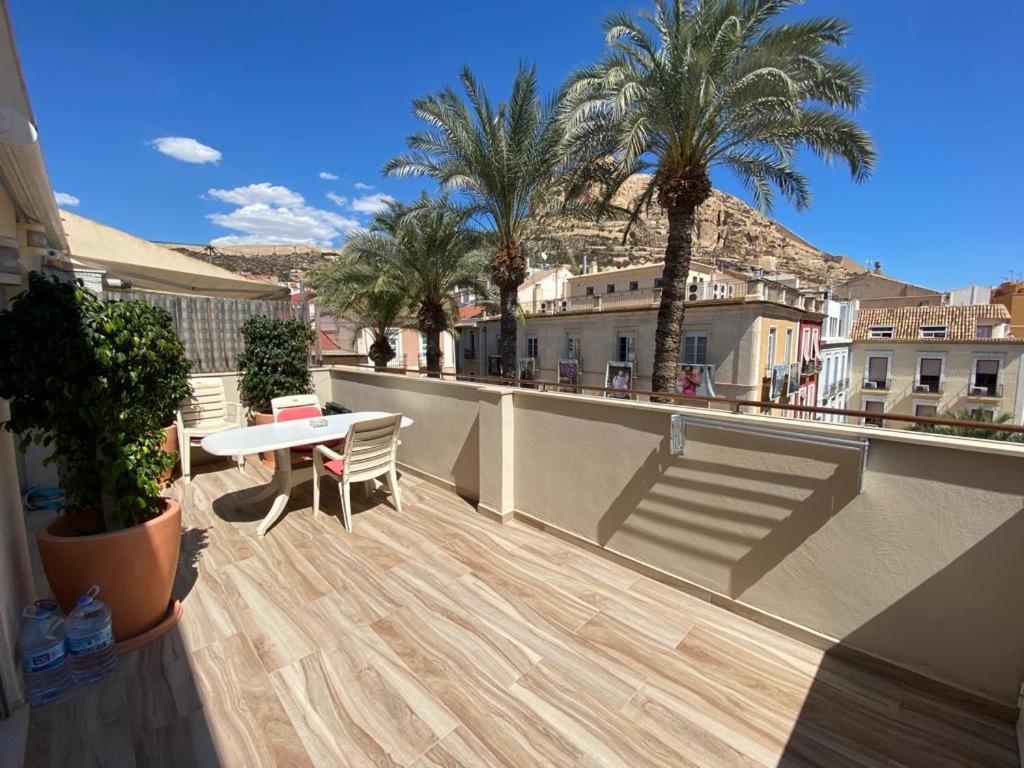 Magic Atico In The Heart Of The Old Town Apartment Alicante Bagian luar foto