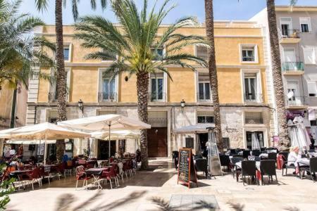 Magic Atico In The Heart Of The Old Town Apartment Alicante Bagian luar foto