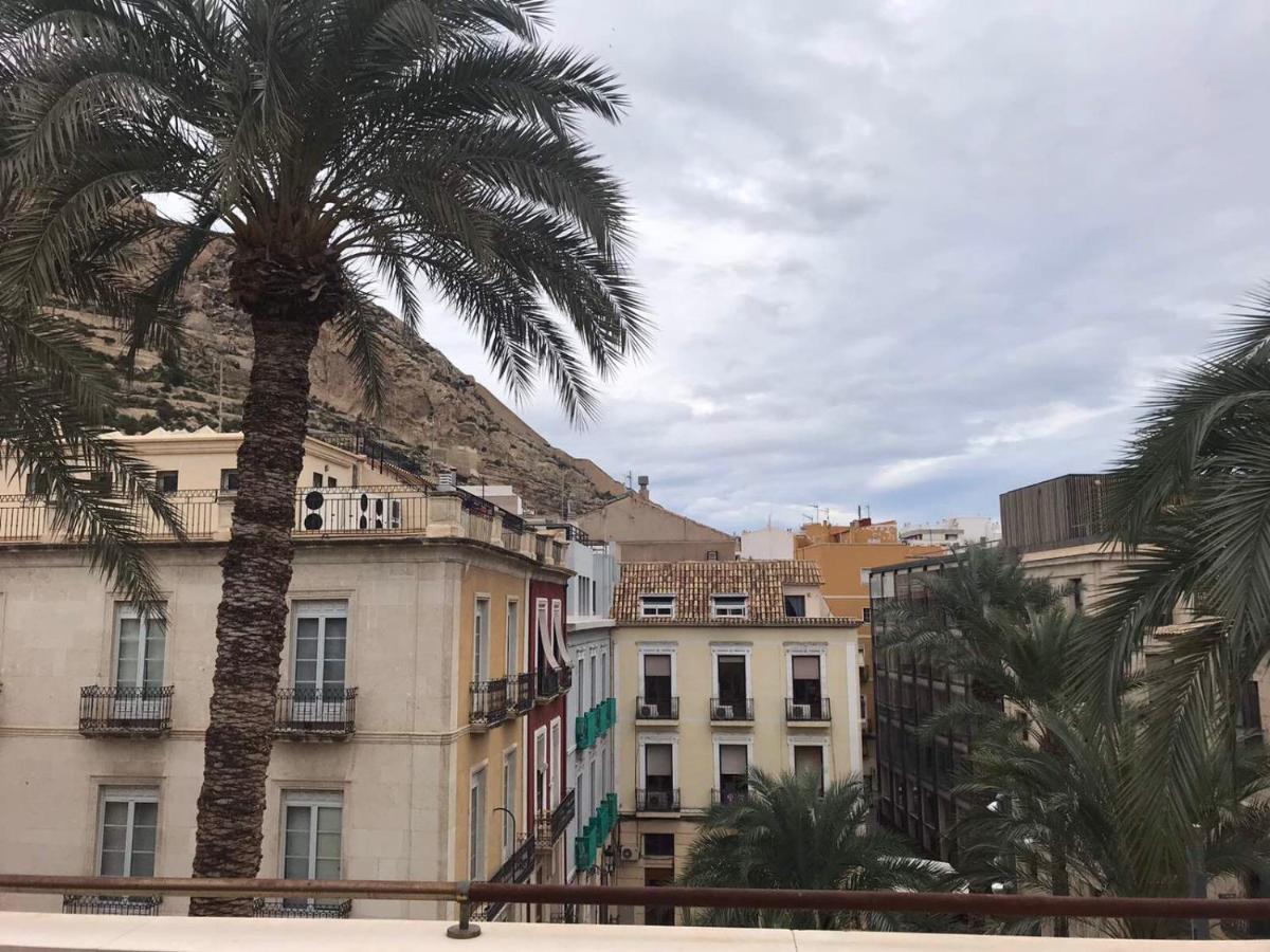Magic Atico In The Heart Of The Old Town Apartment Alicante Bagian luar foto